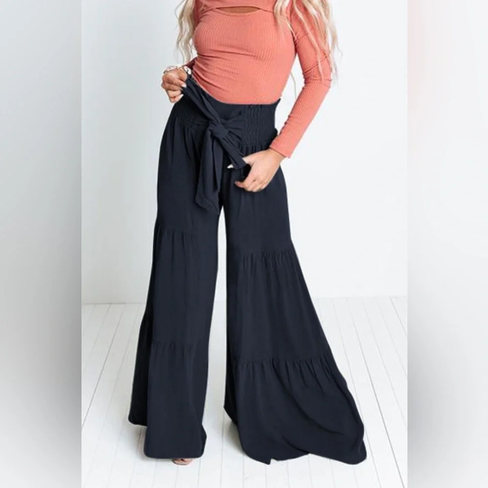 Tie Front Smocked Tiered Culottes - Picture 6 of 6